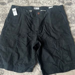 Men’s GAP cargo shorts - 36